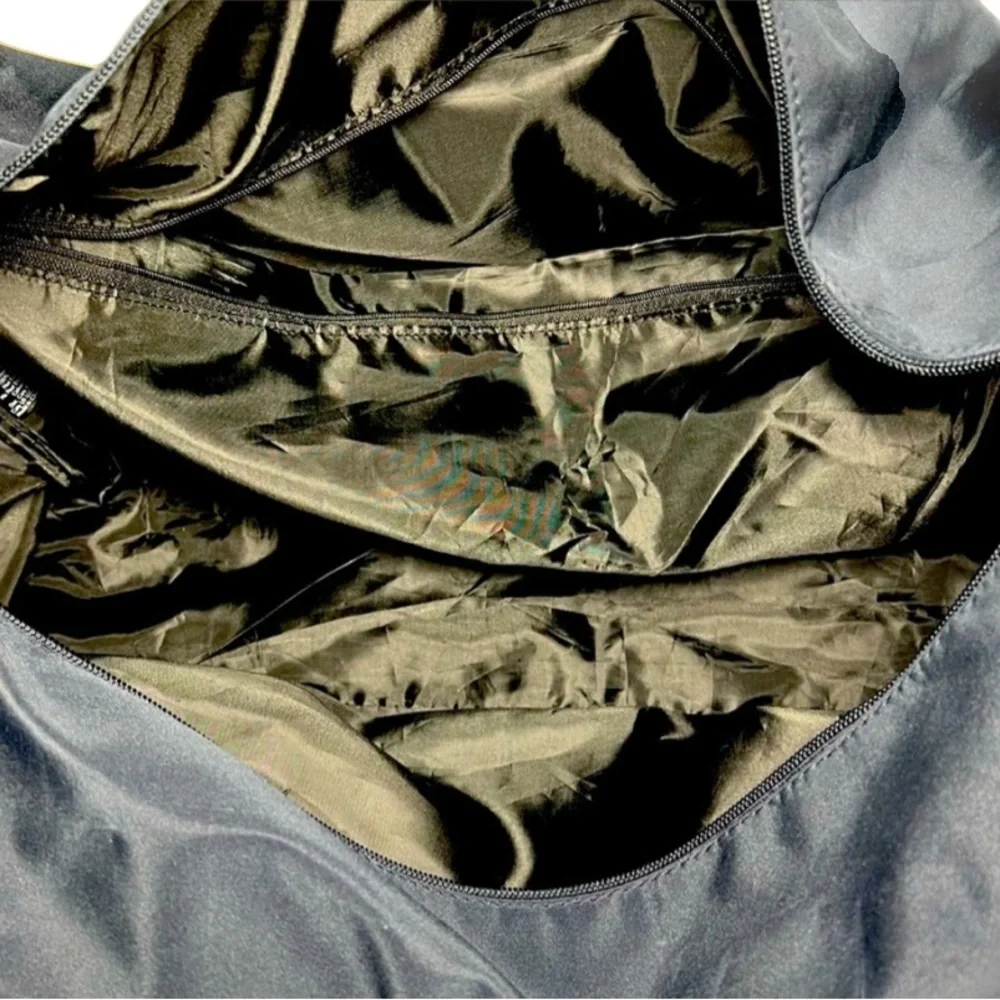 🌺Calvin Klein Large Men’s Duffle Bag🌸🌺